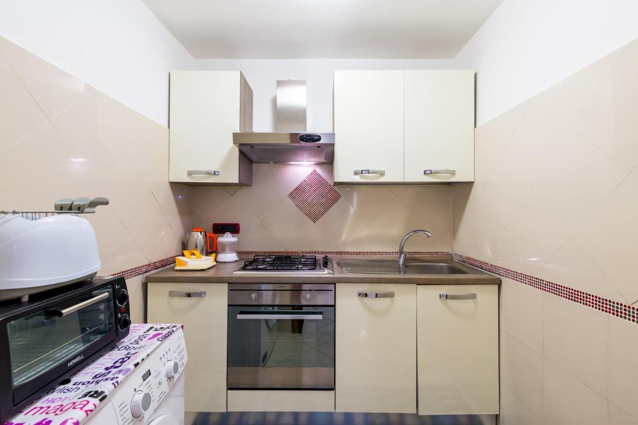 Апартаменты Qs1 - Indipendent Flat In Center Неаполь Экстерьер фото