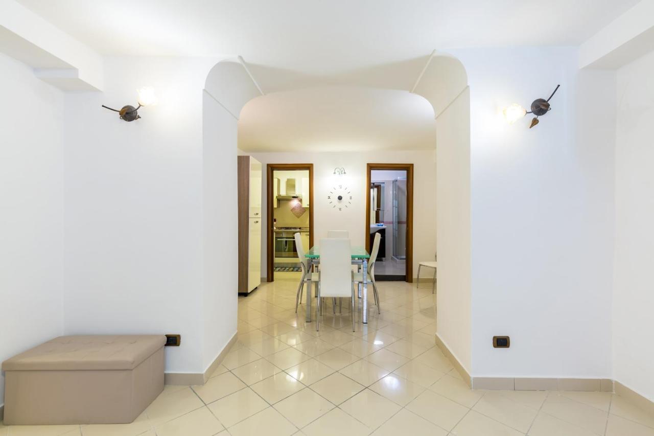 Апартаменты Qs1 - Indipendent Flat In Center Неаполь Экстерьер фото